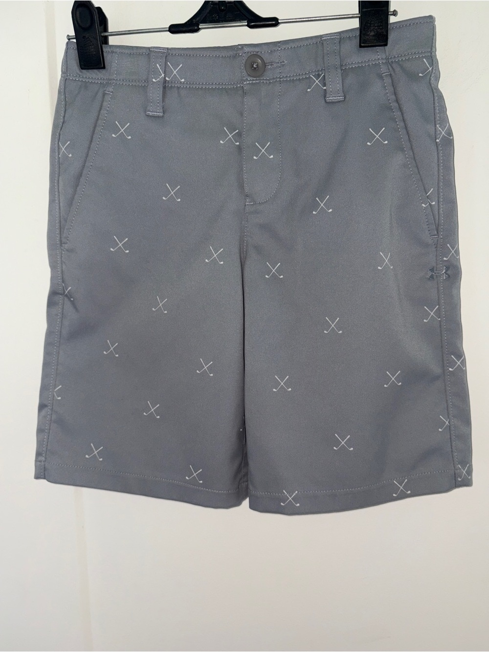 NWOT Under Armour golf print golf shorts boy's sz 10